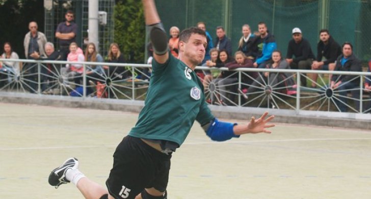 p1019584b.jpg